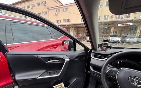 Toyota RAV4, 2024 год, 3 800 000 рублей, 9 фотография