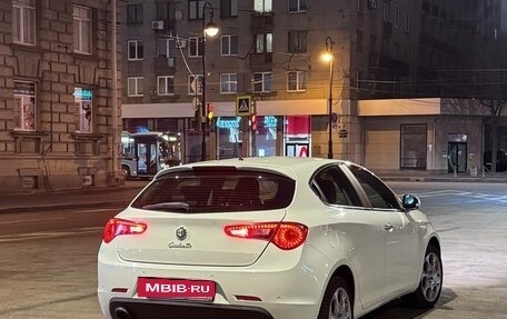 Alfa Romeo Giulietta, 2013 год, 1 500 000 рублей, 8 фотография