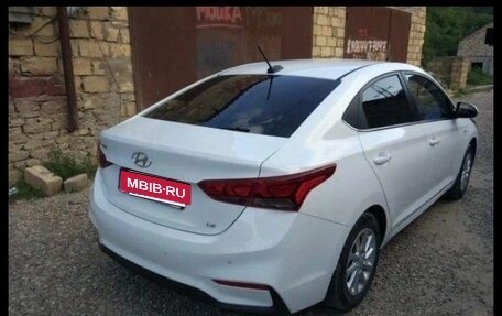 Hyundai Solaris II рестайлинг, 2017 год, 1 290 000 рублей, 2 фотография