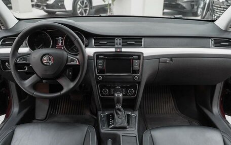 Skoda Superb III рестайлинг, 2014 год, 1 299 000 рублей, 8 фотография
