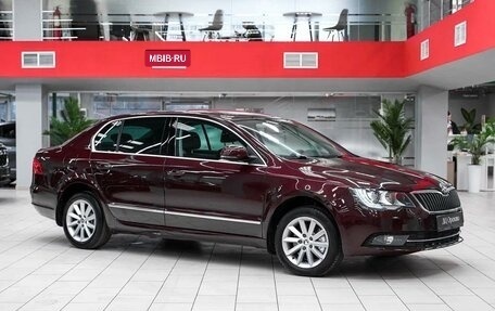 Skoda Superb III рестайлинг, 2014 год, 1 299 000 рублей, 2 фотография