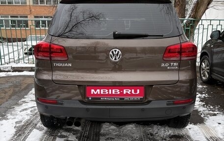 Volkswagen Tiguan I, 2015 год, 1 820 000 рублей, 3 фотография