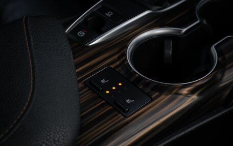 Toyota Camry, 2019 год, 2 250 000 рублей, 11 фотография