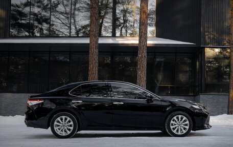 Toyota Camry, 2019 год, 2 250 000 рублей, 5 фотография