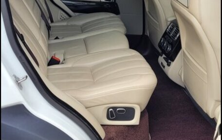 Land Rover Range Rover IV рестайлинг, 2013 год, 2 990 000 рублей, 23 фотография