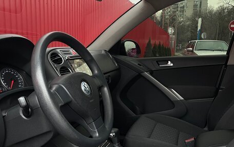 Volkswagen Tiguan I, 2008 год, 995 000 рублей, 24 фотография