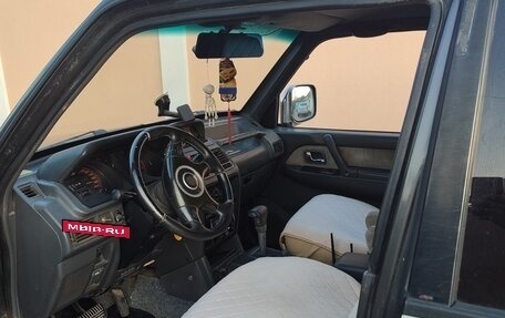 Mitsubishi Pajero III рестайлинг, 1993 год, 800 000 рублей, 6 фотография