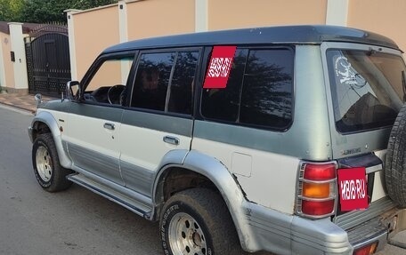 Mitsubishi Pajero III рестайлинг, 1993 год, 800 000 рублей, 3 фотография