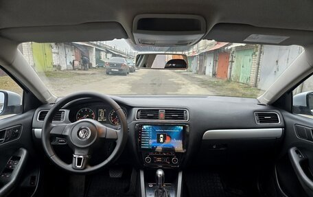 Volkswagen Jetta VI, 2011 год, 790 000 рублей, 9 фотография