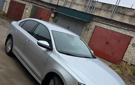 Volkswagen Jetta VI, 2011 год, 790 000 рублей, 5 фотография