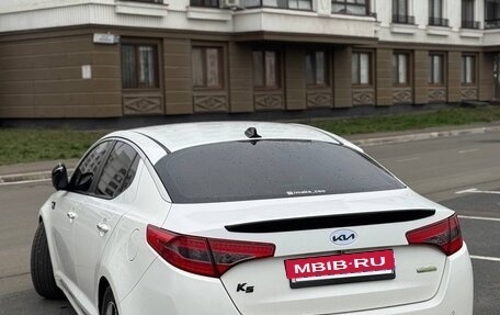 KIA K5 I рестайлинг, 2013 год, 1 300 000 рублей, 4 фотография