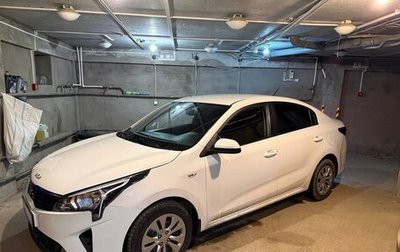 KIA Rio IV, 2021 год, 1 350 000 рублей, 1 фотография