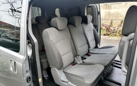 Hyundai H-1 II рестайлинг, 2015 год, 1 680 000 рублей, 14 фотография