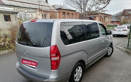 Hyundai H-1 II рестайлинг, 2015 год, 1 680 000 рублей, 5 фотография