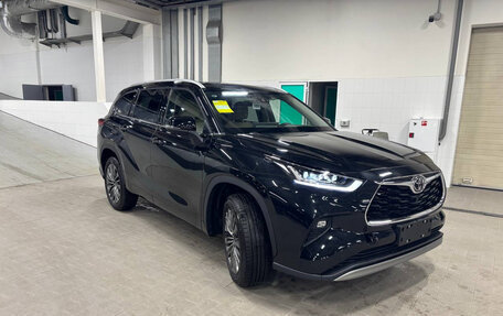 Toyota Highlander, 2025 год, 6 190 000 рублей, 2 фотография