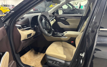 Toyota Highlander, 2025 год, 6 190 000 рублей, 6 фотография