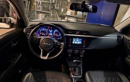 KIA Rio IV, 2021 год, 1 350 000 рублей, 7 фотография