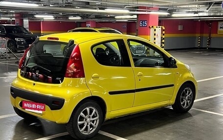 Peugeot 107 I рестайлинг, 2009 год, 390 000 рублей, 3 фотография