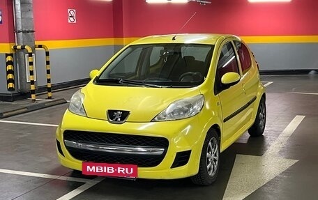 Peugeot 107 I рестайлинг, 2009 год, 390 000 рублей, 7 фотография