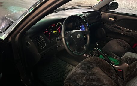 Hyundai Sonata IV рестайлинг, 2002 год, 230 000 рублей, 9 фотография