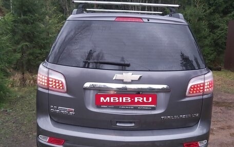 Chevrolet TrailBlazer II, 2014 год, 1 690 000 рублей, 2 фотография