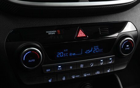 Hyundai Tucson III, 2018 год, 2 439 000 рублей, 14 фотография