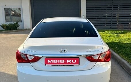 Hyundai Sonata VI, 2011 год, 1 250 000 рублей, 5 фотография