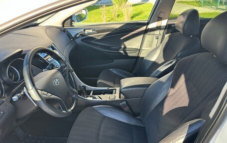 Hyundai Sonata VI, 2011 год, 1 250 000 рублей, 7 фотография