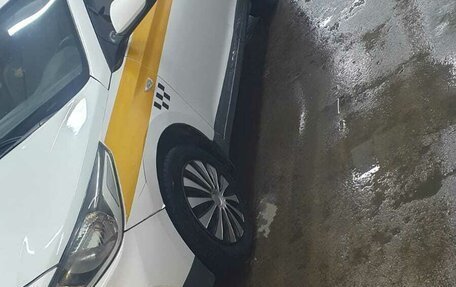 Hyundai Solaris II рестайлинг, 2019 год, 750 000 рублей, 2 фотография