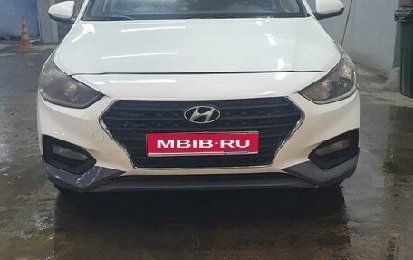 Hyundai Solaris II рестайлинг, 2019 год, 750 000 рублей, 1 фотография