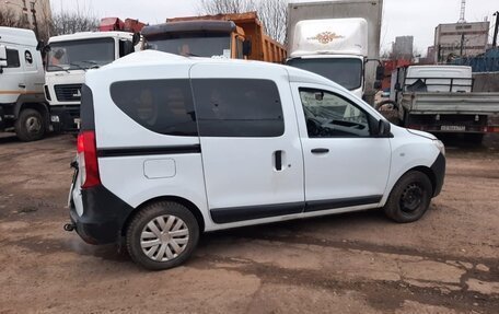 Renault Dokker, 2018 год, 299 000 рублей, 3 фотография