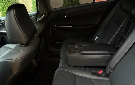 Toyota Camry, 2017 год, 1 870 000 рублей, 8 фотография