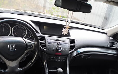 Honda Accord VIII рестайлинг, 2008 год, 1 000 000 рублей, 8 фотография