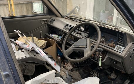 Nissan Vanette II, 1988 год, 176 000 рублей, 6 фотография