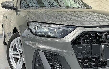 Audi A1, 2022 год, 1 190 000 рублей, 10 фотография
