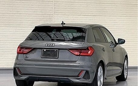 Audi A1, 2022 год, 1 190 000 рублей, 5 фотография