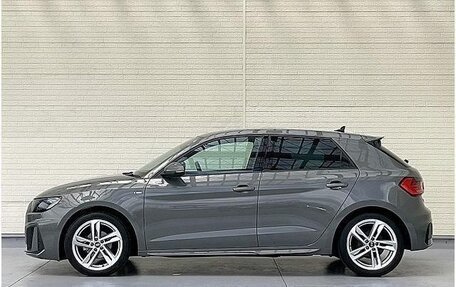 Audi A1, 2022 год, 1 190 000 рублей, 11 фотография