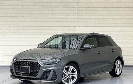 Audi A1, 2022 год, 1 190 000 рублей, 2 фотография