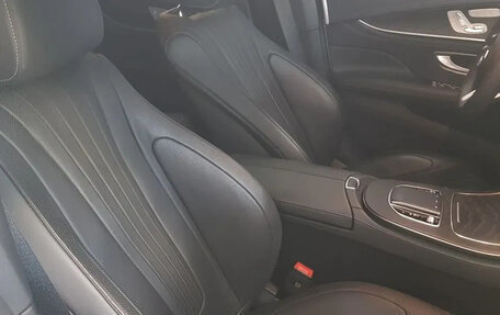 Mercedes-Benz CLS, 2022 год, 6 700 000 рублей, 9 фотография