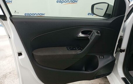 Volkswagen Polo VI (EU Market), 2018 год, 1 225 000 рублей, 9 фотография