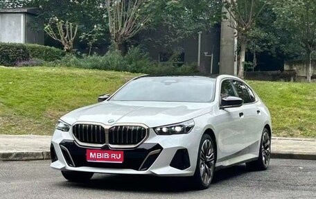 BMW 5 серия, 2024 год, 7 000 000 рублей, 1 фотография