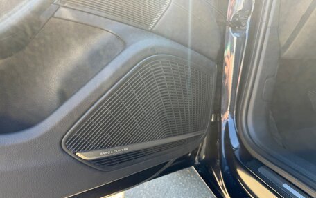 Audi A4, 2017 год, 1 900 000 рублей, 17 фотография