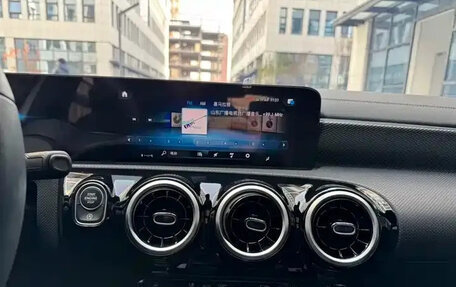 Mercedes-Benz A-Класс, 2022 год, 1 515 200 рублей, 12 фотография