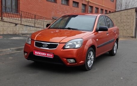 KIA Rio II, 2007 год, 435 000 рублей, 1 фотография