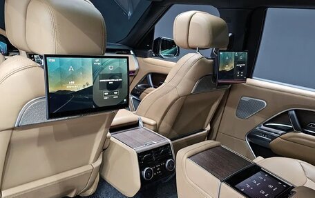 Land Rover Range Rover IV рестайлинг, 2023 год, 18 000 000 рублей, 14 фотография