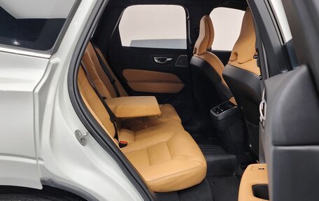 Volvo XC60 II, 2025 год, 5 770 000 рублей, 9 фотография