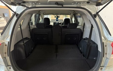 Toyota Wish II, 2009 год, 1 399 000 рублей, 20 фотография