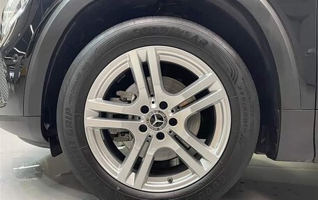 Mercedes-Benz GLB, 2021 год, 2 300 000 рублей, 15 фотография