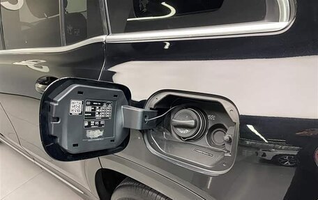 Mercedes-Benz GLB, 2021 год, 2 300 000 рублей, 26 фотография