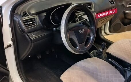 KIA Rio III рестайлинг, 2015 год, 780 000 рублей, 12 фотография